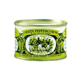 Madagascar Green Peppercorns in its natural stage